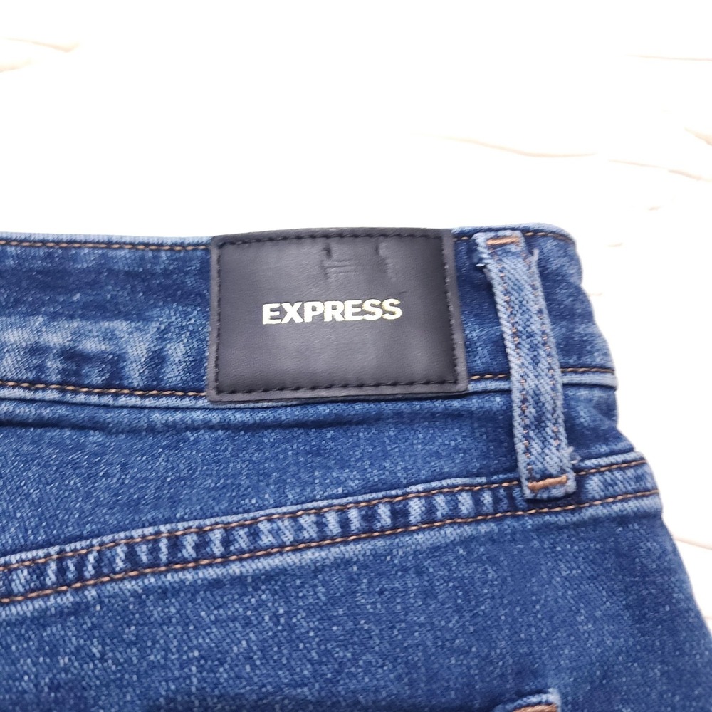 Express‎ Jeans Womens 10 Blue Mid Rise Ankle Bootcut Distressed Denim 30x26 - Picture 6 of 15
